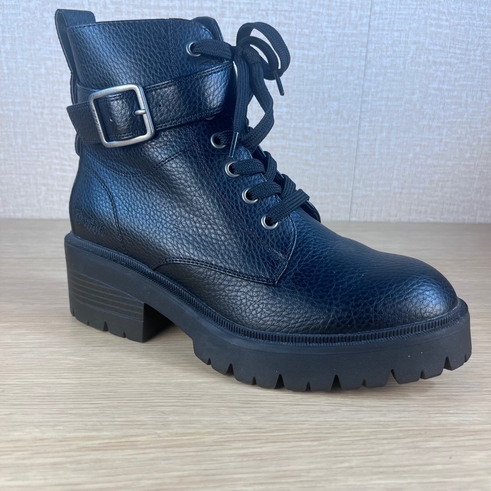Blowfish Malibu Combat Boots Womens 8 Black Lug Sole Buckle Moto Ankle